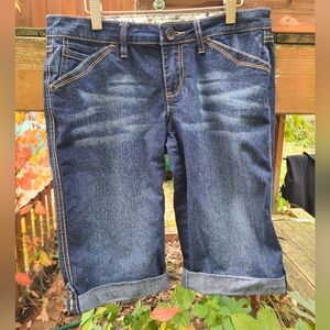 YMI Women's Blue Denim Capri's